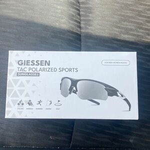 Polarized sunglasses